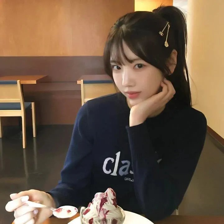 十里洋场，又逢她